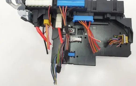 Mercedes-Benz E W212 SAM control unit 2129060505