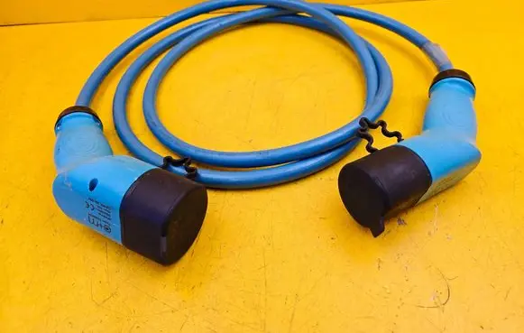 BMW i8 Electric car charging cable 