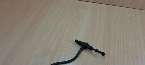 Renault Espace IV Clutch master cylinder 8200039836
