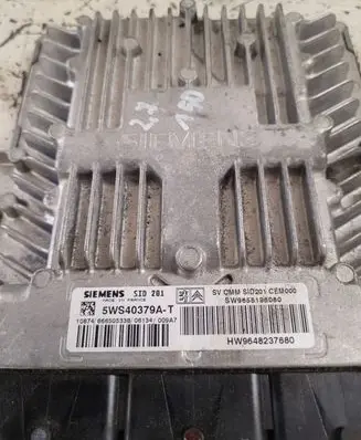 Peugeot 607 Engine control unit/module 5WS40379AT HW9648237680