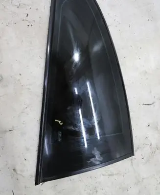 BMW 6 E63 E64 Rear side window GMAUTO4574097