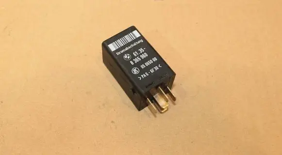 BMW X5 E53 Other relay 8365960