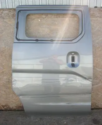 Nissan NV200 Side sliding door 