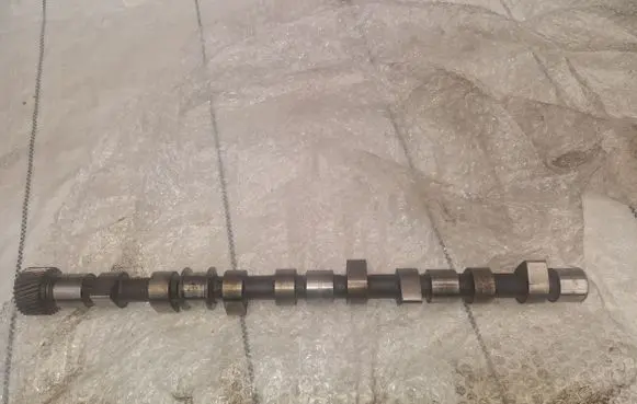 Nissan Patrol Y61 Camshaft 130012W201