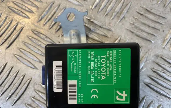 Lexus CT 200H Door control unit/module 8974076070 61B567000