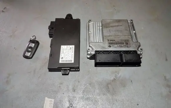 BMW 5 E60 E61 Engine ECU kit and lock set 7812500 13617812500 13618506199