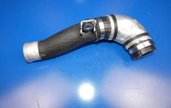Hyundai Grand Santa Fe NC Turbo air intake inlet pipe/hose 