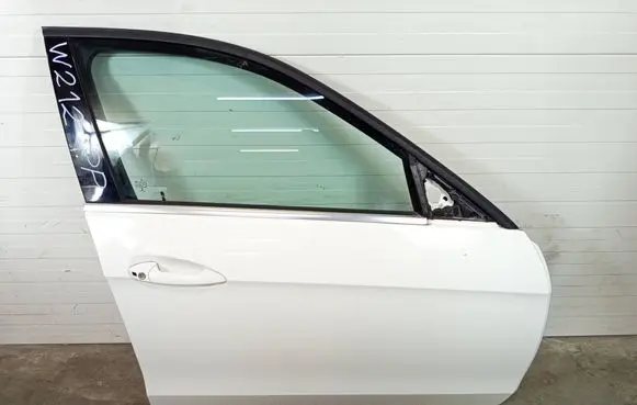 Mercedes-Benz E W212 Front door DZW149LIFT212
