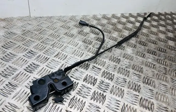 Volkswagen PASSAT B8 Engine bonnet/hood lock/catch 5G2823509F