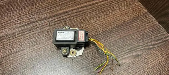 Mercedes-Benz A W168 ESP acceleration yaw rate sensor 0265005219