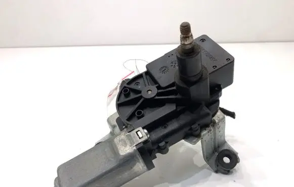 Chevrolet Captiva Rear window wiper motor