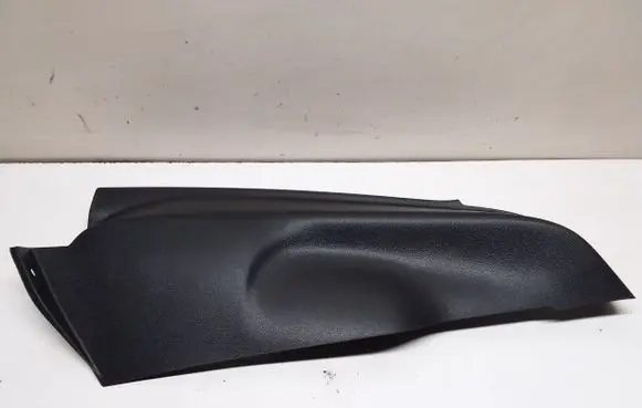 Volkswagen Tiguan Rear seat side top trim 5N0867766