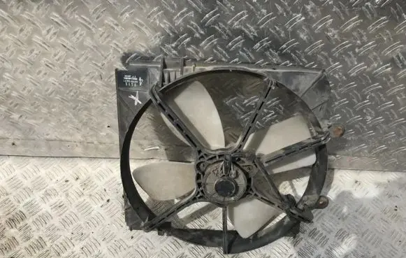 Mazda 626 Radiator cooling fan shroud 0227509671 022750-9671