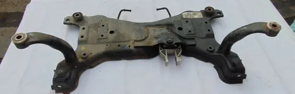 Ford C-MAX I Front subframe