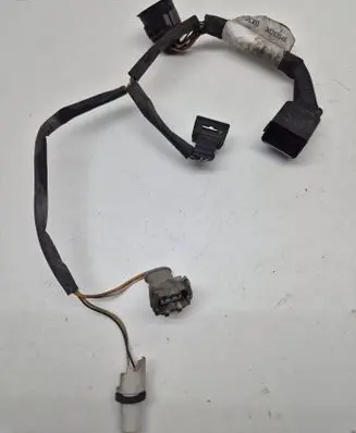 Volvo V70 Headlight/headlamp wiring loom/harness 30763548 89070533 P2004