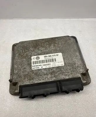 Volkswagen Golf IV Engine control unit/module 06A906019BF 5WP485804