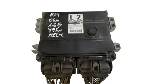 Suzuki SX4 Engine control unit/module 3392079J2 079J2 MB1123002562