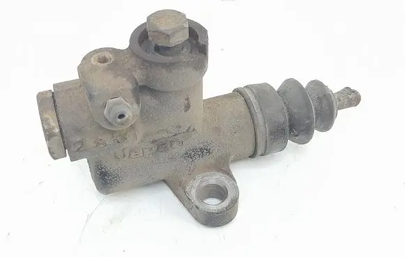 Subaru Impreza III Clutch master cylinder