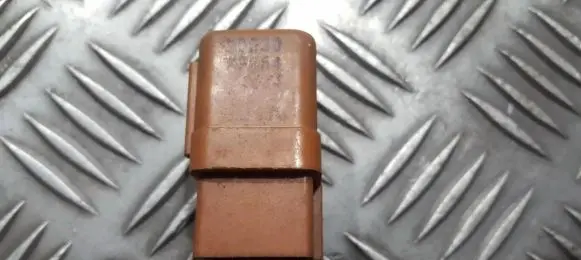 Nissan Almera Other relay 2523079964