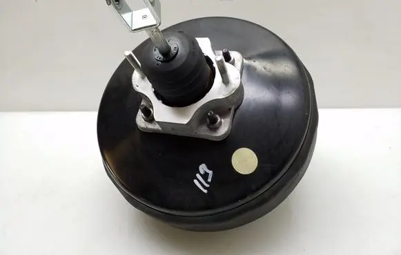 Mercedes-Benz S W221 Brake booster A2214302130