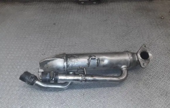 Audi A4 S4 B7 8E 8H EGR valve cooler