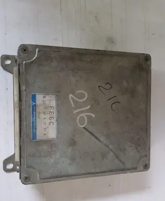 Mazda 626 Engine control unit/module E2T01771