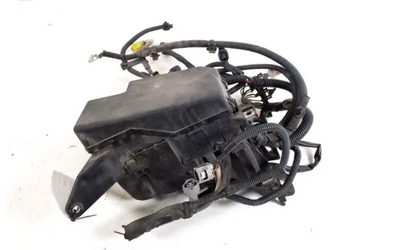 Toyota RAV 4 (XA30) Fuse module 82741-42010