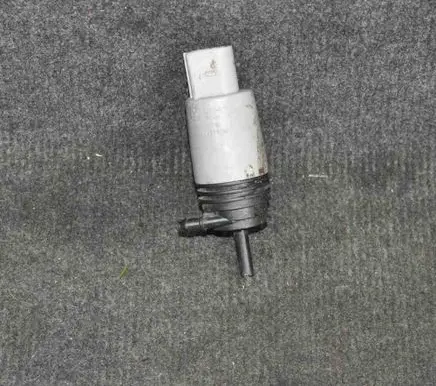 BMW 3 E90 E91 Windscreen/windshield washer pump 6934159