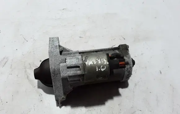 Renault Megane III Starter motor 233001375R
