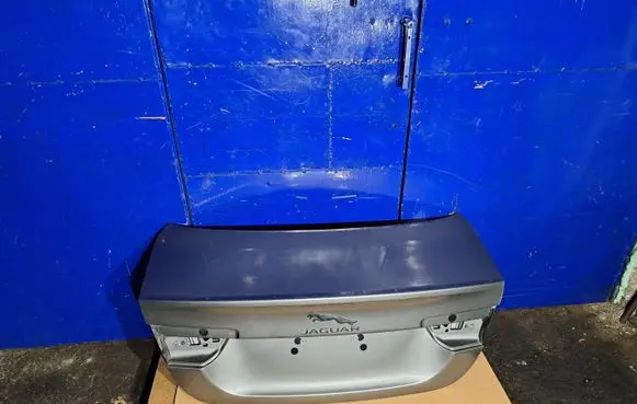Tailgate/trunk/boot lid