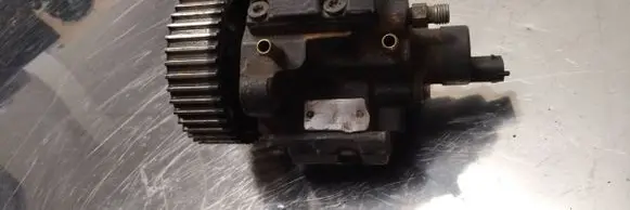 Alfa Romeo 166 Fuel injection high pressure pump 0445010006