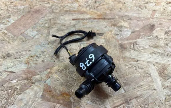 BMW M3 G80 Electric auxiliary coolant/water pump 8840614