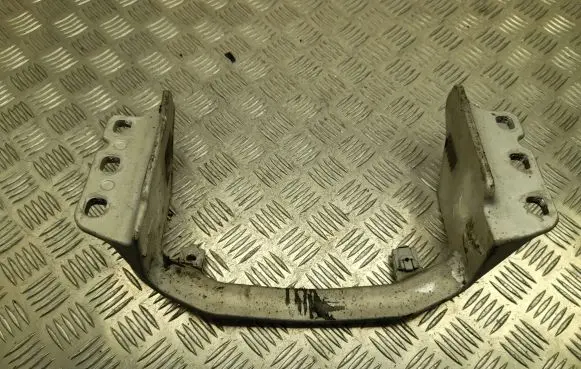 Mercedes-Benz C W206 Engine mounting bracket A2062402801