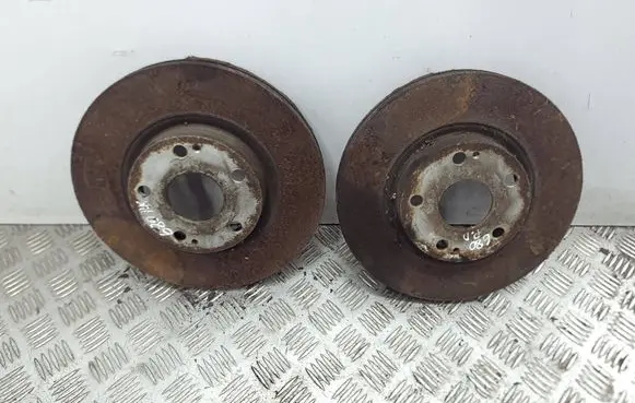 Toyota Avensis T250 Front brake disc