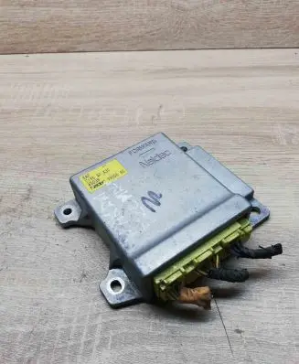 Mazda Premacy Airbag control unit/module c1y657k30 3900640