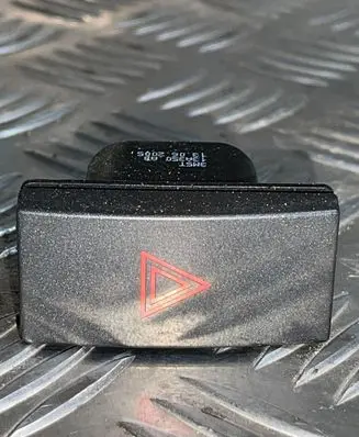 Ford Focus C-MAX Hazard light switch 13A350