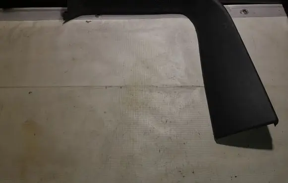 Volvo XC90 (D)pillar trim (top) 31389041