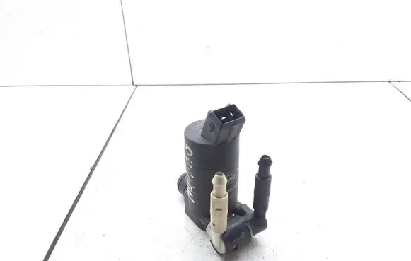 Windscreen/windshield washer pump