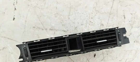 BMW 3 E90 E91 Dash center air vent grill 14482110