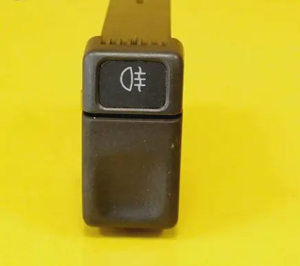 Volvo V70 Fog light switch 9148994