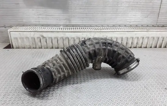 Nissan Navara D40 Turbo air intake inlet pipe/hose