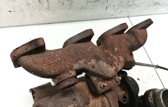 Nissan NV200 Exhaust manifold 8200874115