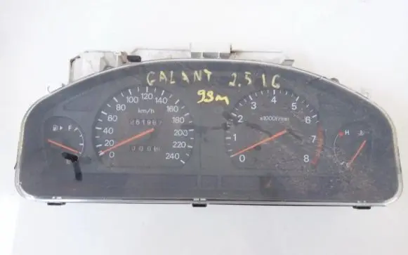 Mitsubishi Galant Speedometer (instrument cluster) mr216545 157370-6760