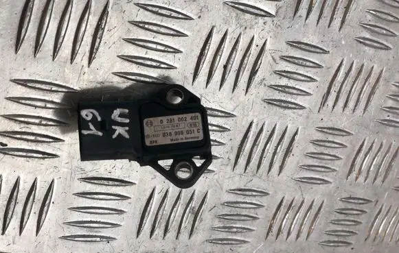 Audi A3 S3 8P Air pressure sensor 038906051C
