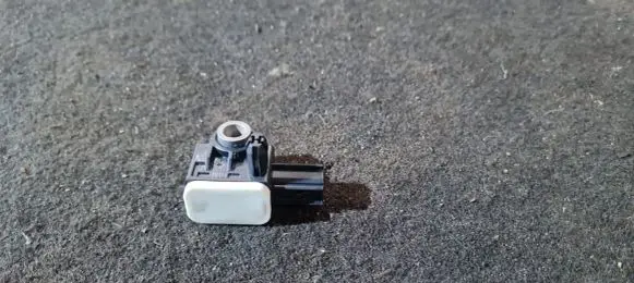 Volvo V60 Airbag deployment crash/impact sensor 31334336