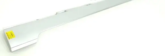 Foot area side trim