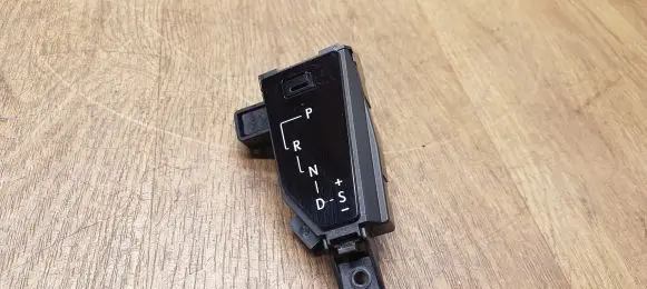 Lexus RX 450H Gear shift selector indicator 76K116