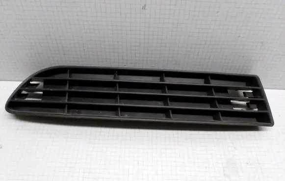 Audi A6 S6 C4 4A Front bumper lower grill 4A0807345J