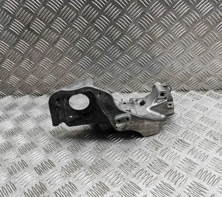 Volvo S90, V90 Generator/alternator bracket 31480996