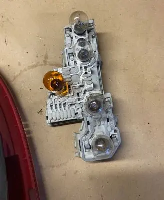 Volkswagen PASSAT B5.5 Rear/tail lights 28409014
